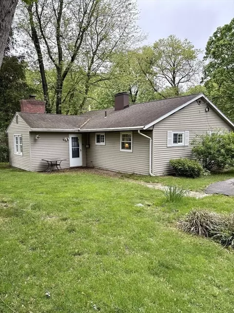 93 Crestmont St, Springfield, MA 01108 photo 18