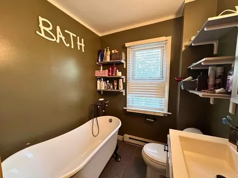 32 Marble Ave, Chicopee, MA 01013 photo 6
