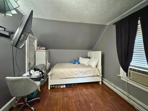32 Marble Ave, Chicopee, MA 01013 photo 11
