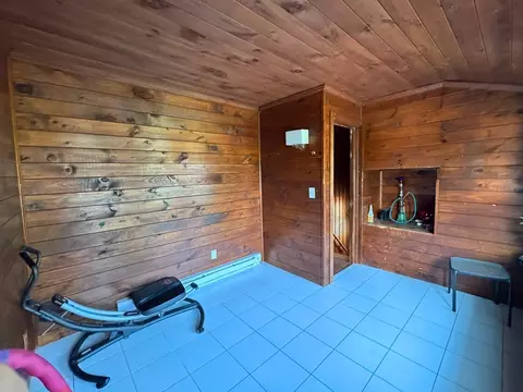 32 Marble Ave, Chicopee, MA 01013 photo 8