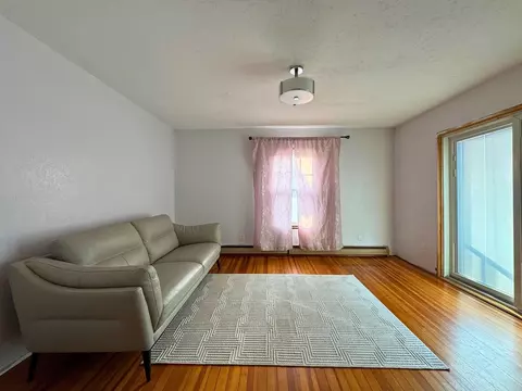 32 Marble Ave, Chicopee, MA 01013 photo 5