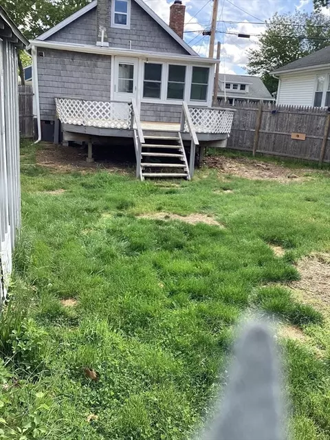 Exterior - 83 Shore Ave, Wareham, MA 02571 photo 6 of 8