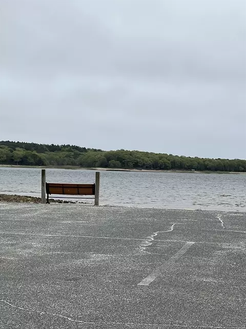 Exterior - 83 Shore Ave, Wareham, MA 02571 photo 3 of 8