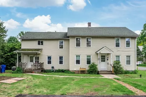 16 Fairfield Ave, Northampton, MA 01062