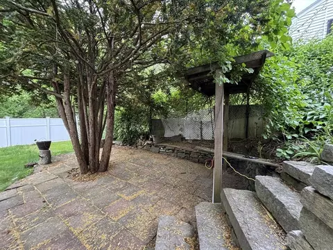 141 Cooper St, Springfield, MA 01108 photo 29