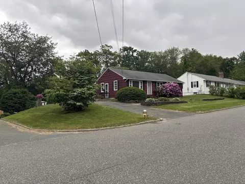 141 Cooper St, Springfield, MA 01108 photo 33