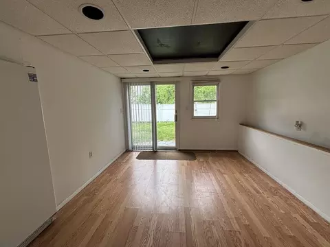 141 Cooper St, Springfield, MA 01108 photo 28