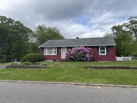 141 Cooper St, Springfield, MA 01108 photo 2