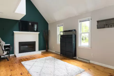 Living - 100 Kelley Rd, Barnstable, MA 02601 photo 2 of 2