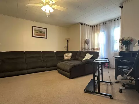 Living - 44-46 Spring St, West Springfield, MA 01089 photo 4 of 5