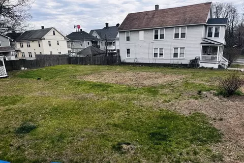 37 Eagle St, Springfield, MA 01107 photo 5