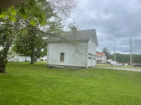 1163 New Boston Rd, Fall River, MA 02720 photo 5