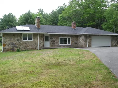 106 S Pickens St, Lakeville, MA 02347
