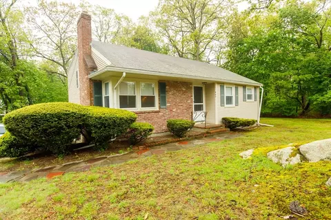 460 Front St, Weymouth, MA 02188