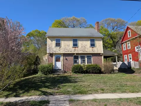 85 W Highland Ave, Melrose, MA 02176