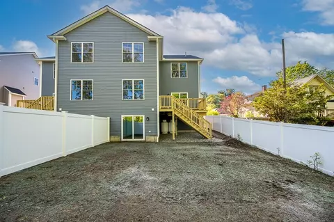 Exterior - 57 Mount Ave # B, Worcester, MA 01606 photo 7 of 8