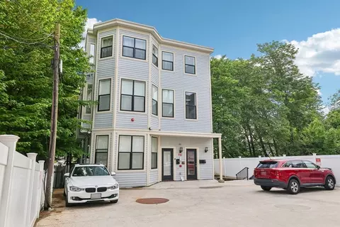 51 Hamilton St #3, Dorchester, MA 02125