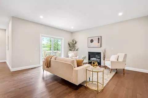 Living - 59 Mount Ave # A, Worcester, MA 01606 photo 2 of 2