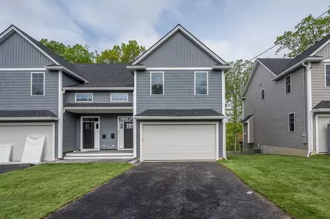 Exterior - 59 Mount Ave # A, Worcester, MA 01606 photo 2 of 10