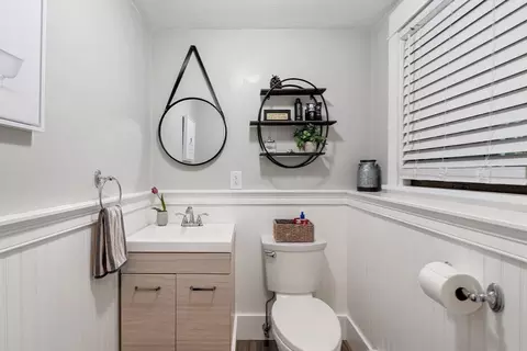 Bath - 12 Nancy Rd, Natick, MA 01760 photo 3 of 3