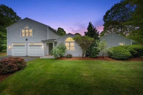 10 Neshobe Rd, Mashpee, MA 02649 photo 2