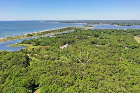 lot290 0 Indian Trl, Barnstable, MA 02655