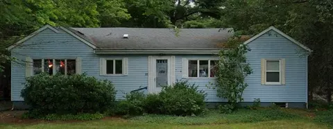 21 Park St, Rehoboth, MA 02769