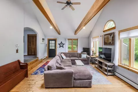 83 Everett Rd, Barre, MA 01005 photo 6