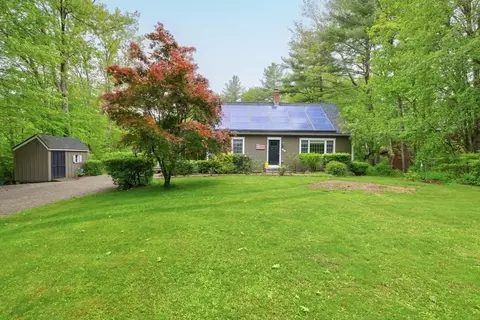83 Everett Rd, Barre, MA 01005