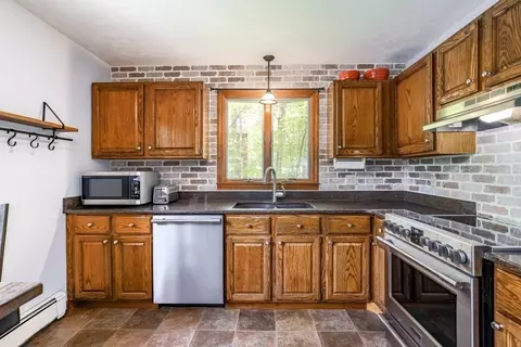 83 Everett Rd, Barre, MA 01005 photo 10