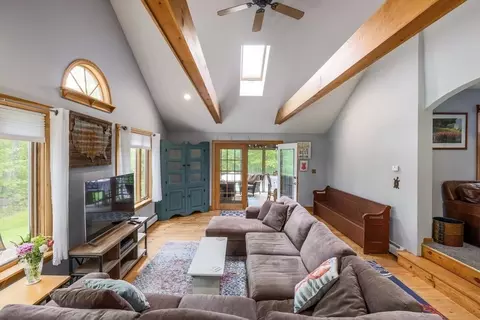 83 Everett Rd, Barre, MA 01005 photo 5