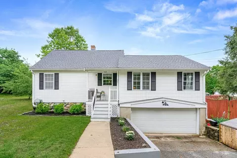 21 Forest St, Wilmington, MA 01887
