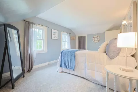 Bedroom - 21 Witherell Pl, Plainville, MA 02762 photo 6 of 7
