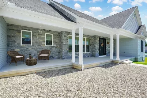 Exterior - 2 Turning Leaf Rd, Ludlow, MA 01056 photo 6 of 8