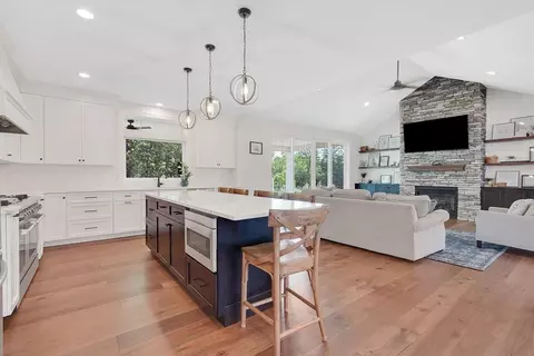 Kitchen - 2 Turning Leaf Rd, Ludlow, MA 01056 photo 4 of 5
