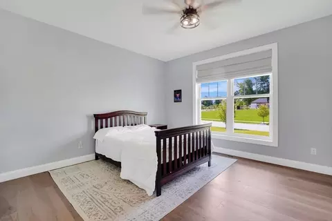 Bedroom - 2 Turning Leaf Rd, Ludlow, MA 01056 photo 5 of 6