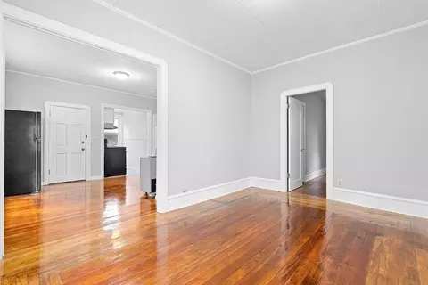 570 William St, Fall River, MA 02721 photo 9