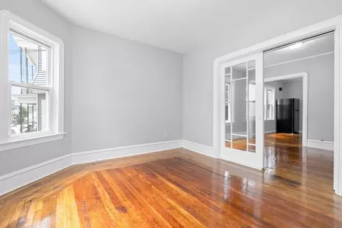 570 William St, Fall River, MA 02721 photo 12