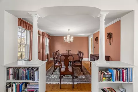 8 Preston Pl, Beverly, MA 01915 photo 12