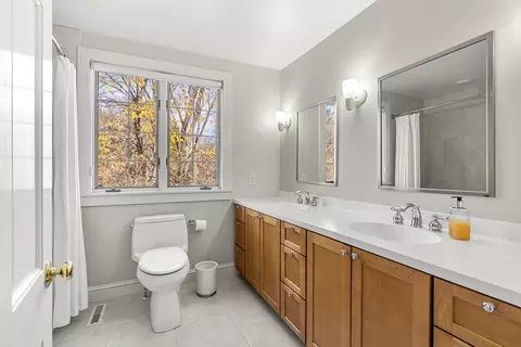8 Preston Pl, Beverly, MA 01915 photo 34