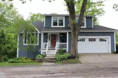 50 Montcalm Ave, Blackstone, MA 01504