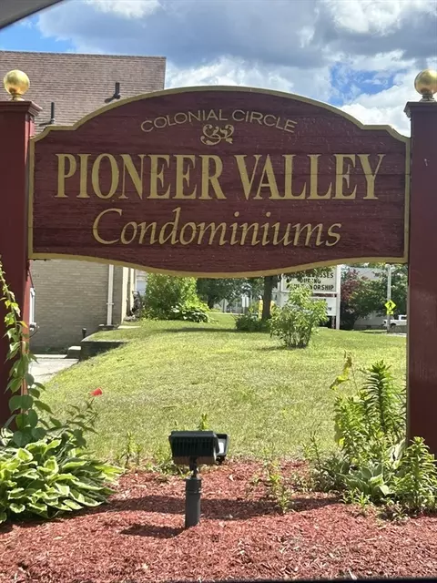 80 Colonial Cir #C, Chicopee, MA 01020