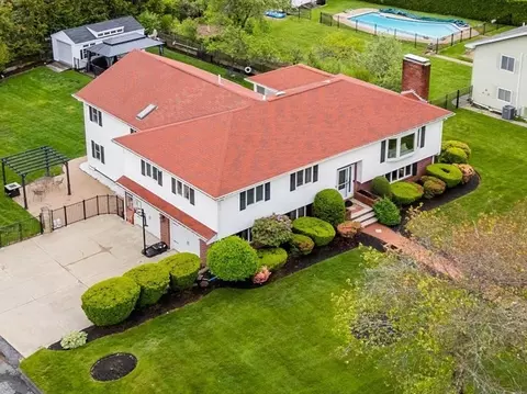 9 Indian Rock Dr, Saugus, MA 01906