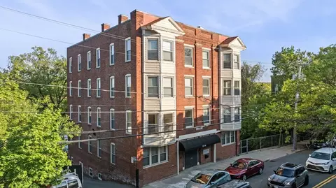 72 River St #5, Haverhill, MA 01832