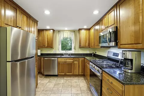 13 Delaval Rd, Worcester, MA 01606 photo 10