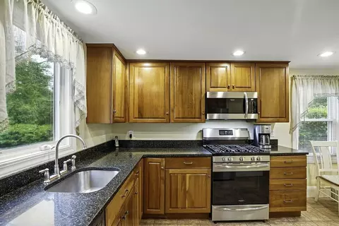 13 Delaval Rd, Worcester, MA 01606 photo 17