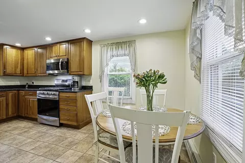 13 Delaval Rd, Worcester, MA 01606 photo 6
