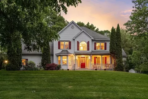 2 Butterfield Ln, Westford, MA 01886