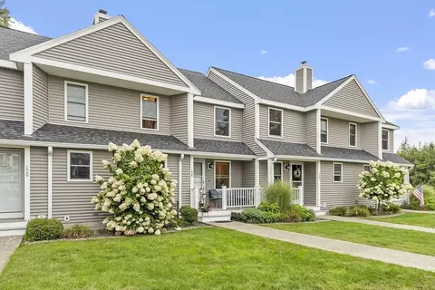 127 Bayberry Hill Ln #127, Leominster, MA 01453