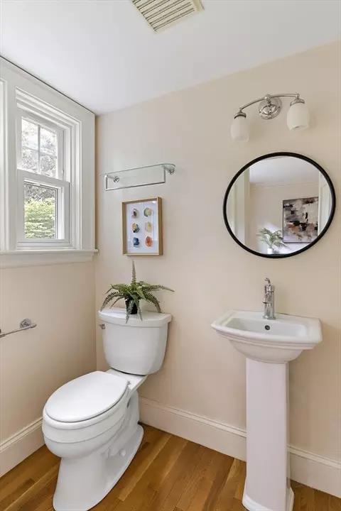 Bath - 72 Blake Rd, Brookline, MA 02445 photo 1 of 4